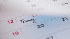 Unlocking CX Success: Engaging Employees